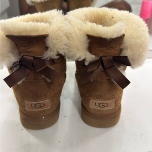 UGG Tan Boots with Cream Fur and Brown Bow